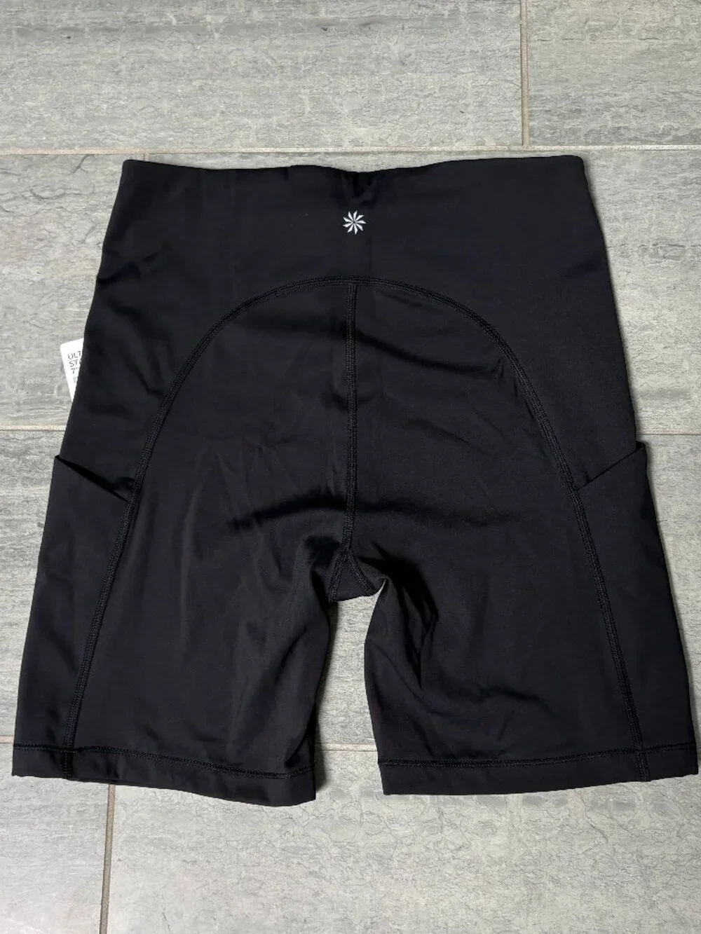 Athleta Ultimate Stash Pocket 7" Bike Shorts Black Medium NWT - Picture 7 of 10